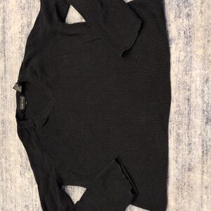 5/$25 Jeanne Pierre Black V-Neck Sweatersize Large